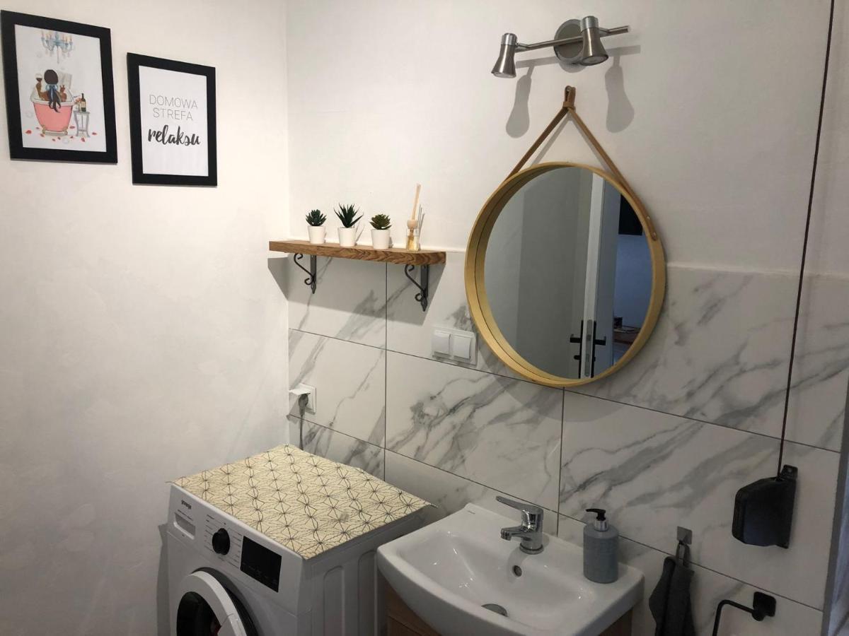 Pod Lasem Czarny Mlyn Ngoại thất bức ảnh